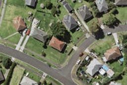 2D Taratoa Street, Point England, Auckland