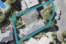 1/3 Cloverly Crescent, Campbells Bay, Auckland