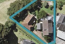2/31 Armein Road, Panmure, Auckland