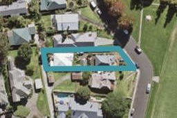 2/4 Denby Lane, Northcote Point, Auckland