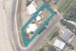209 Newcastle Street, Māhia