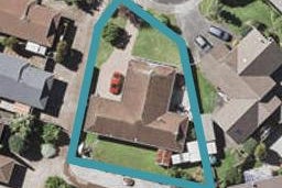 18 Kallaroo Place, Botany Downs, Auckland