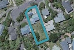 20 Kinapori Terrace, Newlands, Wellington
