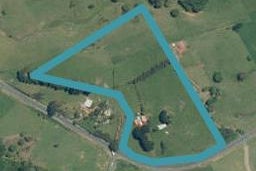 1142 Awhitu Road, Pollok, Pollok
