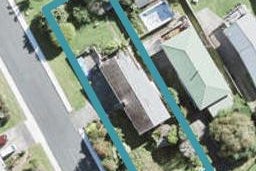 2 John Dee Crescent, Red Beach, Red Beach