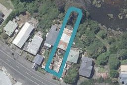 15 Bath Street, Brighton, Dunedin