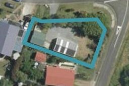 1 Peninsula Parade, Hihi