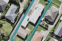 8 Taipari Road, Te Atatu Peninsula, Auckland