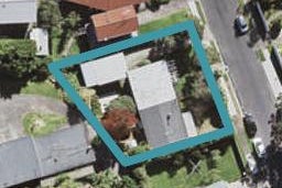 2/4 Betsland Crescent, Hillcrest, Auckland