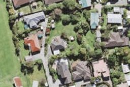 19 Cliff View Drive, Green Bay, Auckland