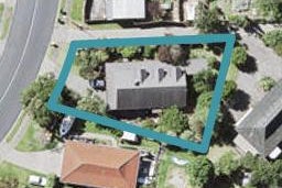 5 Oaktree Avenue, Browns Bay, Auckland