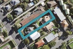 2/140 Richardson Road, Owairaka, Auckland