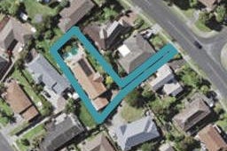 16 Lexington Drive, Botany Downs, Auckland