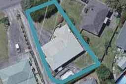 15 Kinapori Terrace, Newlands, Wellington
