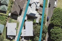 2/27 Raleigh Road, Northcote, Auckland