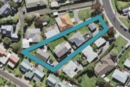 1/12 DUNCAN Avenue, Te Atatu South, Auckland