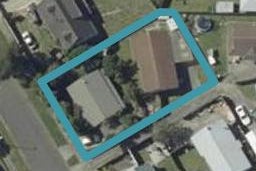 27 Suzanne Grove, Kelvin Grove, Palmerston North