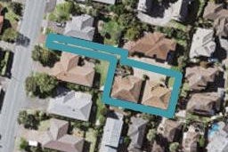 2/48 Pigeon Mountain Road, Half Moon Bay, Auckland