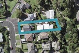 27 HANLON CRESCENT, Narrowneck, Auckland