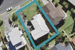 18 Chelsea View Drive, Chatswood, Auckland