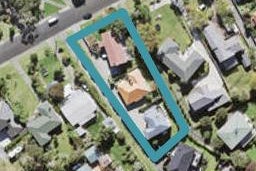 2/158 Cliff View Drive, Green Bay, Auckland