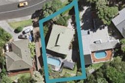 84 Daffodil Street, Titirangi, Auckland