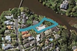 2/87 Waiatarua Road, Remuera, Auckland