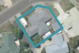 13 Amanda Place, Mayfair, Hastings