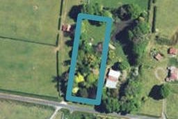 74 Flint Road West, Stratford