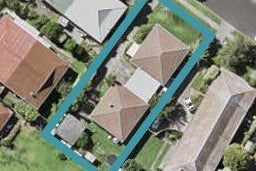 1/3 Hedge Row, Sunnyhills, Auckland