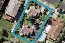 2/7 Curacao Place, Half Moon Bay, Auckland