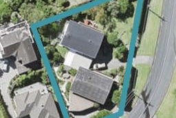 2/9 Kowhai Road, Mairangi Bay, Auckland