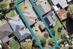 15 Seacombe Road, Point Chevalier, Auckland