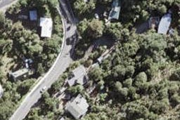 10 Piha Road, Piha, Piha