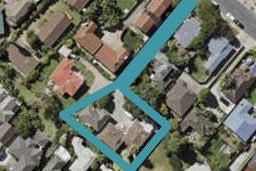2/119 Nile Road, Milford, Auckland