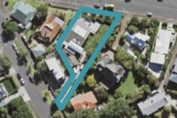 8 Bridge View Road, Birkenhead, Auckland
