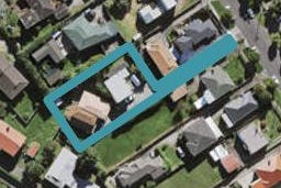 2/0 Hayr Road, Three Kings, Auckland