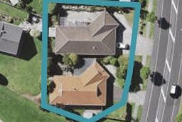 2/155 Botany Road, Botany Downs, Manukau