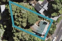7 Huia Road, Titirangi, Auckland