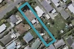 6 Moana Road, Paraparaumu