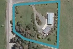 2 Woodland Road, Maungaturoto