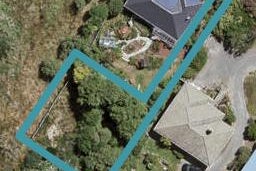 24 Pilcher Avenue, Bluff