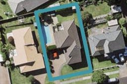 8 Bob Charles Drive, Golflands, Auckland