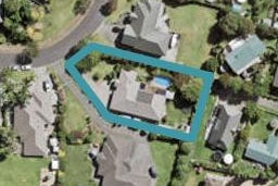 42 Sunny Crescent, Huapai, Kumeu