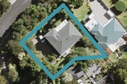 118 Takahe Road, Titirangi, Auckland