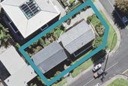 2/9 Hadfield Street, Beach Haven, Auckland