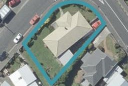 2 English Avenue, Kenmure, Dunedin