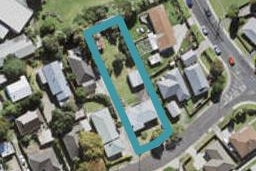 14 Grainger Road, Te Atatu South, Auckland