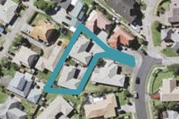 2/10 Windsong Court, Northpark, Auckland