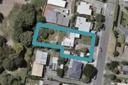36 Bluegum Road, Paraparaumu Beach, Paraparaumu